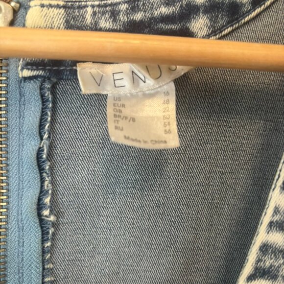 Venus Stretch Denim Jumpsuit Light Wash Size 16 Wide Leg - Picture 8 of 10